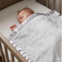 C05988: Baby Grey Chevron Design Wrap